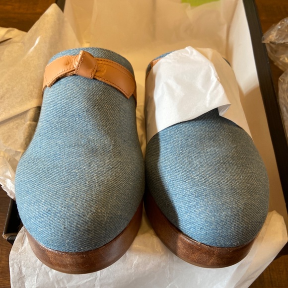 NEW IN BOX TALBOTS WINNI DENIM MULES CLOGS SZ 7.5 M SLIP ON DRESS SUMMER SPRING - Picture 5 of 8